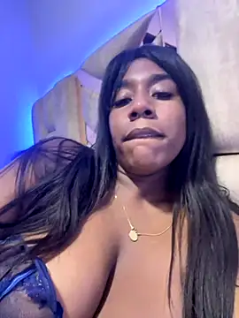 KloheCurvy online show from October 10, 2025, 4:11 am