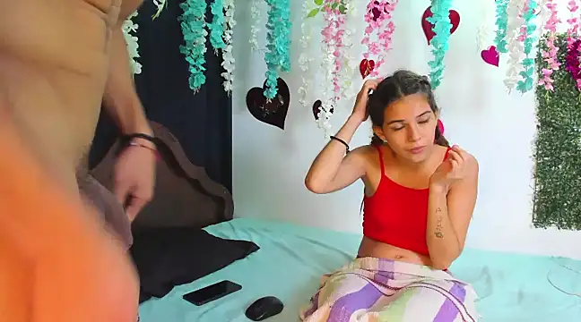 kattyandtom2 online show from February 12, 2025, 7:13 am