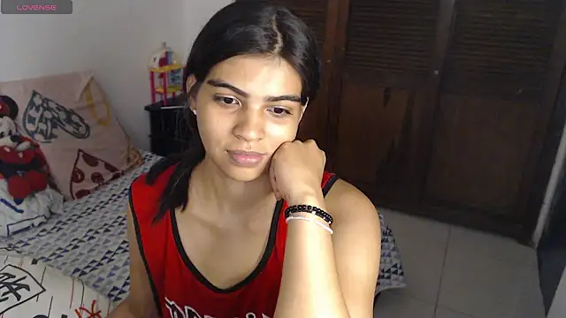 Snapshot of Pocahontas_Princess_ chatting on July 14, 2026, 4:28 am Pocahontas Princess online show from July 14, 2026, 4:28 am