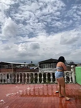 Violetrousse online show from November 6, 2025, 5:58 pm