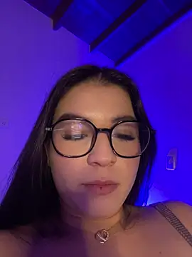 Blancanievess online show from December 21, 2025, 2:51 am