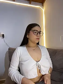 Blancanievess online show from March 27, 2026, 2:50 am