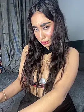 Meryem Queen online show from March 6, 2026, 10:50 pm