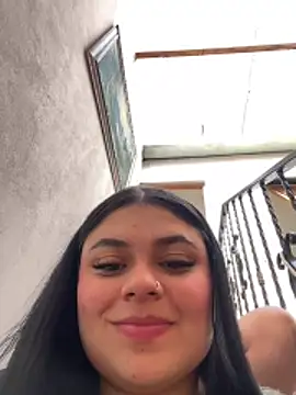 Snapshot of alissonfernandez_ chatting on May 20, 2026, 7:20 pm alissonfernandez online show from May 20, 2026, 7:20 pm
