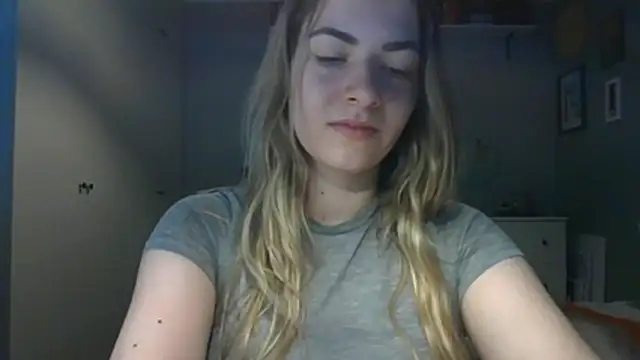 Snapshot of ROSIEx_sweet chatting on July 21, 2026, 6:38 am ROSIEx sweet online show from July 21, 2026, 6:38 am