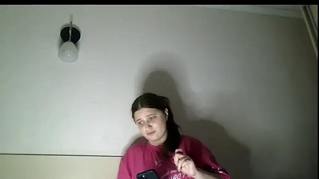 kila lo online show from November 24, 2025, 8:19 pm