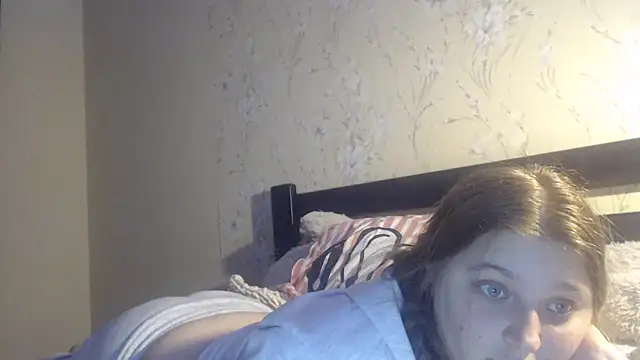 kila lo online show from February 24, 2026, 9:13 pm