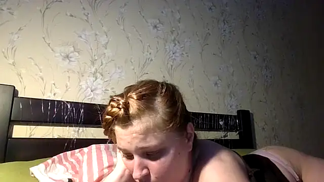 kila lo online show from April 15, 2026, 7:58 pm