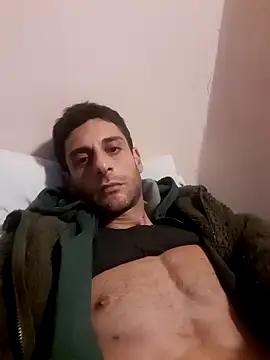 Snapshot of MrTamburine22 chatting on December 26, 2024, 2:48 pm MrTamburine22 online show from December 26, 2024, 2:48 pm
