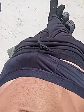 MrTamburine22 online show from April 29, 2026, 11:58 am