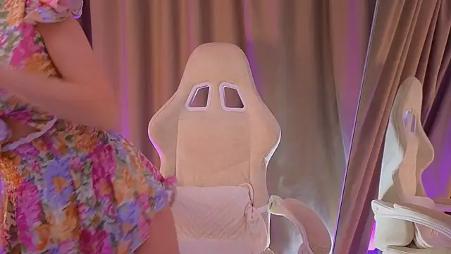 bubbling crush online show from February 6, 2025, 4:53 am