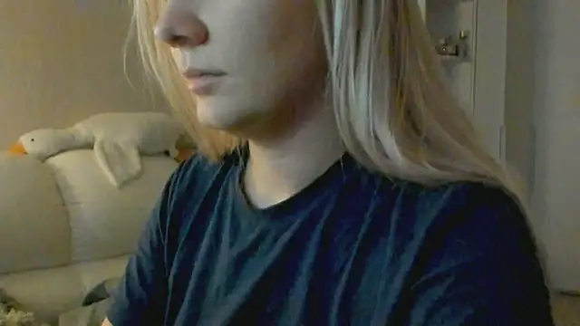 1AlexaGoddess3 online show from December 1, 2025, 4:50 am