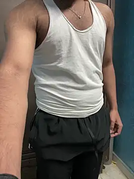 Snapshot of raghavs chatting on October 14, 2025, 9:37 pm raghavs online show from October 14, 2025, 9:37 pm