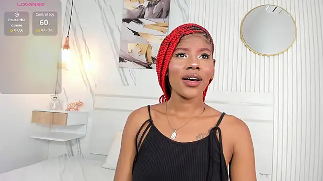 Sara Lewwis online show from February 3, 2025, 11:42 am