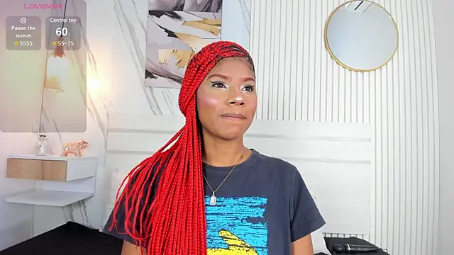 Sara Lewwis online show from February 4, 2025, 11:49 am