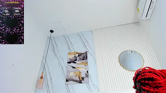 Sara Lewwis online show from March 5, 2025, 12:22 pm