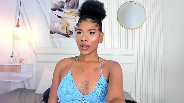 Sara Lewwis online show from March 12, 2025, 12:15 pm