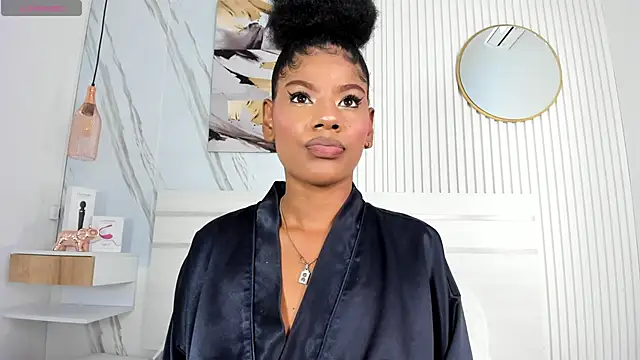 Sara Lewwis online show from March 18, 2025, 12:14 pm