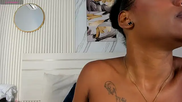 Sara Lewwis online show from October 8, 2025, 11:30 am