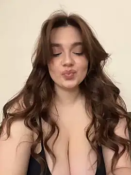 Snapshot of Dreamy_Kitty chatting on January 10, 2025, 11:54 am Dreamy Kitty online show from January 10, 2025, 11:54 am