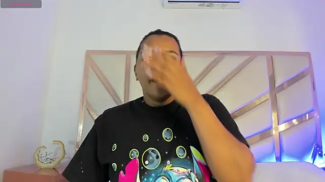 Carolina Evanss online show from September 21, 2025, 11:23 am