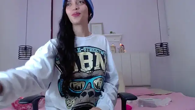 Snapshot of dholcee chatting on December 20, 2024, 8:23 pm dholcee online show from December 20, 2024, 8:23 pm