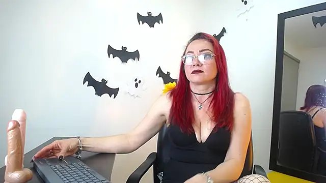 Snapshot of Lupiita223 chatting on October 31, 2025, 1:01 pm Lupiita223 online show from October 31, 2025, 1:01 pm