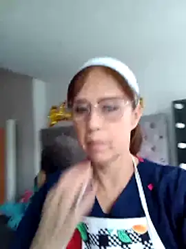 MARYQUANT online show from November 6, 2025, 5:14 pm