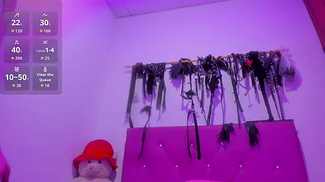 Venus Blackk online show from November 26, 2025, 3:07 am