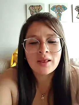 Snapshot of Neve_Collins chatting on February 6, 2025, 7:18 pm Neve Collins online show from February 6, 2025, 7:18 pm