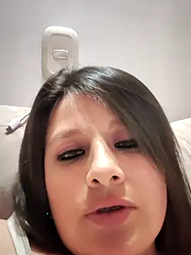 Snapshot of Neve_Collins chatting on October 10, 2025, 1:37 am Neve Collins online show from October 10, 2025, 1:37 am