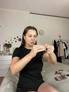 MiraMiss online show from March 10, 2025, 5:54 am