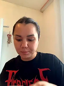 MiraMiss online show from October 19, 2025, 5:52 am