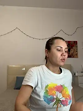 MiraMiss online show from December 1, 2025, 7:24 am