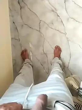 PracticalGum40 online show from December 21, 2025, 2:41 am