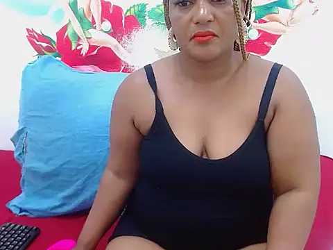 SexyEbony37X online show from December 5, 2025, 9:29 am