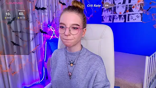 Snapshot of VioletShine chatting on October 26, 2025, 1:50 pm VioletShine online show from October 26, 2025, 1:50 pm