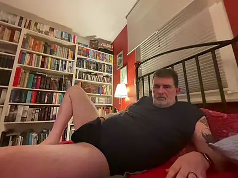 Snapshot of dragondriver chatting on December 10, 2024, 5:22 pm dragondriver online show from December 10, 2024, 5:22 pm