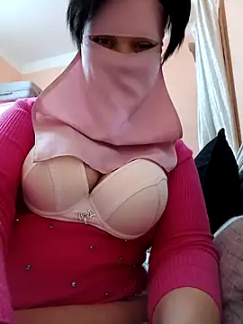 Snapshot of big_yoyo chatting on January 25, 2025, 3:09 pm big yoyo online show from January 25, 2025, 3:09 pm