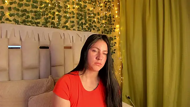 Snapshot of jenifer__power10 chatting on December 17, 2024, 1:05 pm jenifer power10 online show from December 17, 2024, 1:05 pm