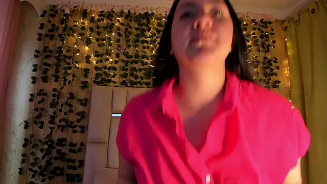 Snapshot of jenifer__power10 chatting on January 4, 2025, 1:10 pm jenifer power10 online show from January 4, 2025, 1:10 pm