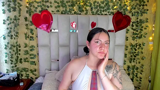 Snapshot of jenifer__power10 chatting on February 20, 2025, 6:02 pm jenifer power10 online show from February 20, 2025, 6:02 pm