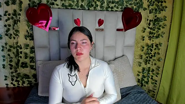 Snapshot of jenifer__power10 chatting on February 21, 2025, 11:44 am jenifer power10 online show from February 21, 2025, 11:44 am