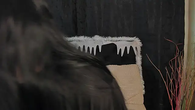 jenifer  power10 online show from November 26, 2025, 7:26 pm