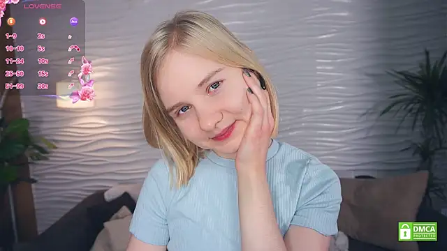 OdelinaFicken online show from December 4, 2025, 4:11 am