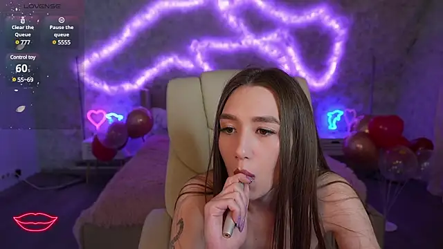 AnittaRays online show from February 17, 2025, 6:31 am