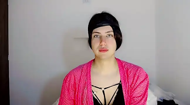 Snapshot of Oxana-Novikov chatting on February 12, 2025, 12:12 pm Oxana-Novikov online show from February 12, 2025, 12:12 pm
