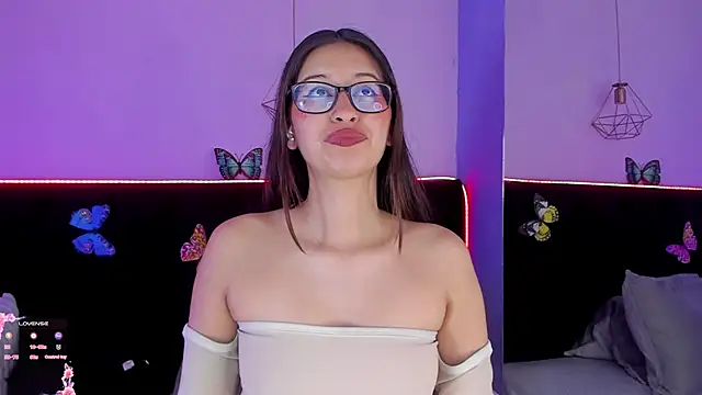 Anastasia Whitee online show from February 26, 2026, 4:00 am