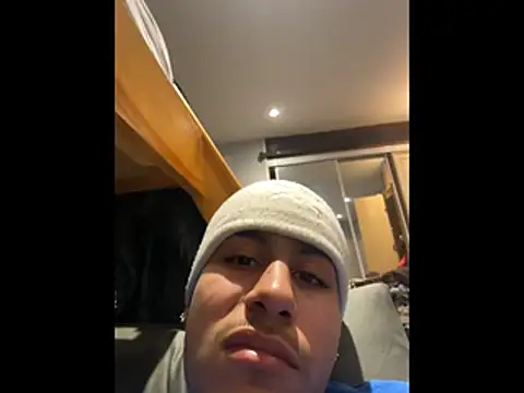 johnycash21 online show from March 28, 2026, 7:35 pm