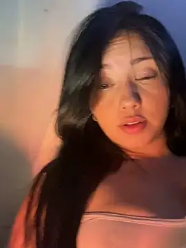 sweet kitty0110 online show from January 24, 2025, 6:46 am